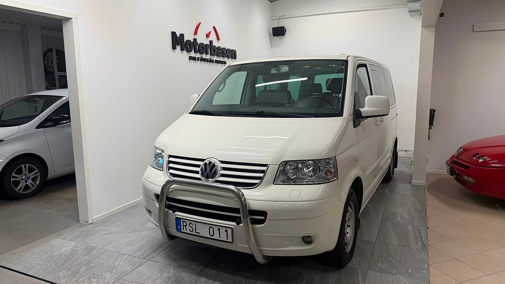 Volkswagen Multivan 2.5 TDI DPF 10v Highline | Luftfjädring