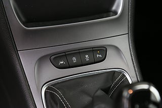 Halvkombi Opel Astra 17 av 24