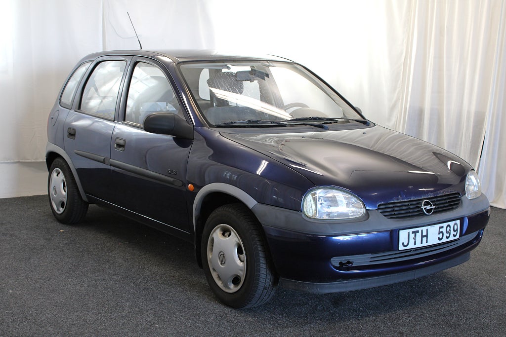 Opel Corsa 5-dörrar 1.2 | Nybesiktigad | S&V-däck | 65hk