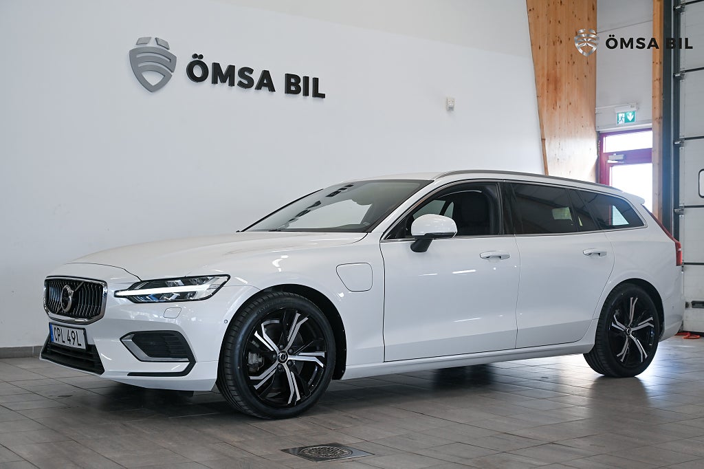 Volvo V60 Recharge T6 AWD 360° Navi Drag Värmare 350hk