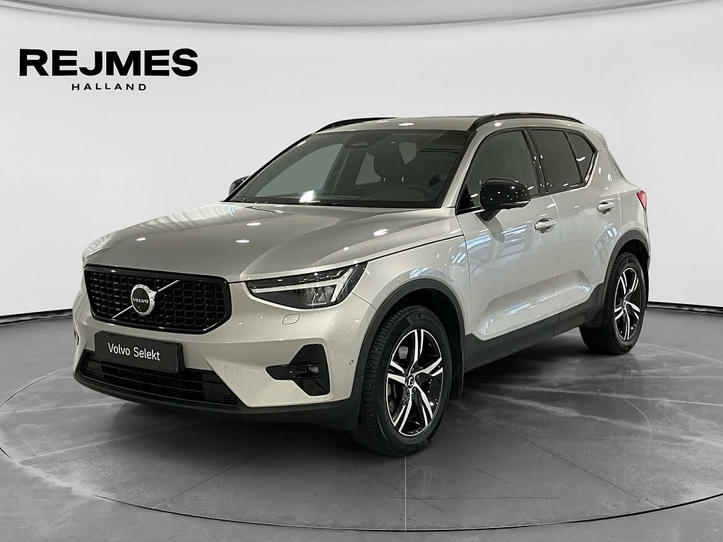 Volvo XC40 B3 FWD Bensin Plus Dark