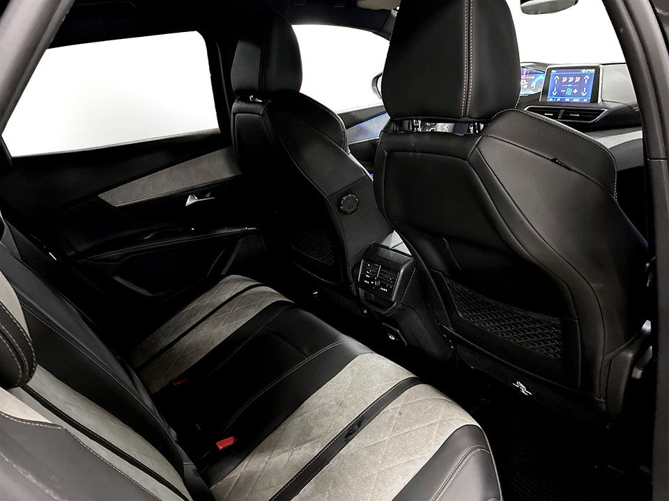 Bild på Peugeot 3008 GT HYBRID4 PHEV 300hk Aut CARPLAY NAVI