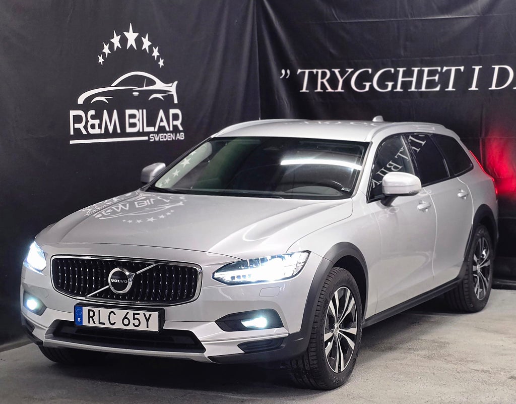Volvo V90 Cross Country B4 AWD, 1 ägare, Drag, Kamera, CarPlay, Ny Serv!!!