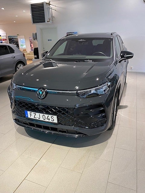 Volkswagen Tayron 5-seater 2.0 TDI DPF SCR 4Motion R-Line Euro 6