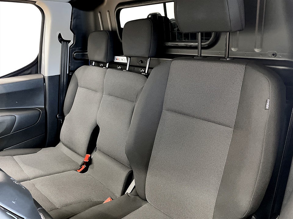 Bild på Peugeot Partner PRO+ BHDi Aut L1 DRAG WEBASTO LÅG MIL 130hk