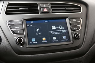 Halvkombi Hyundai i20 13 av 16