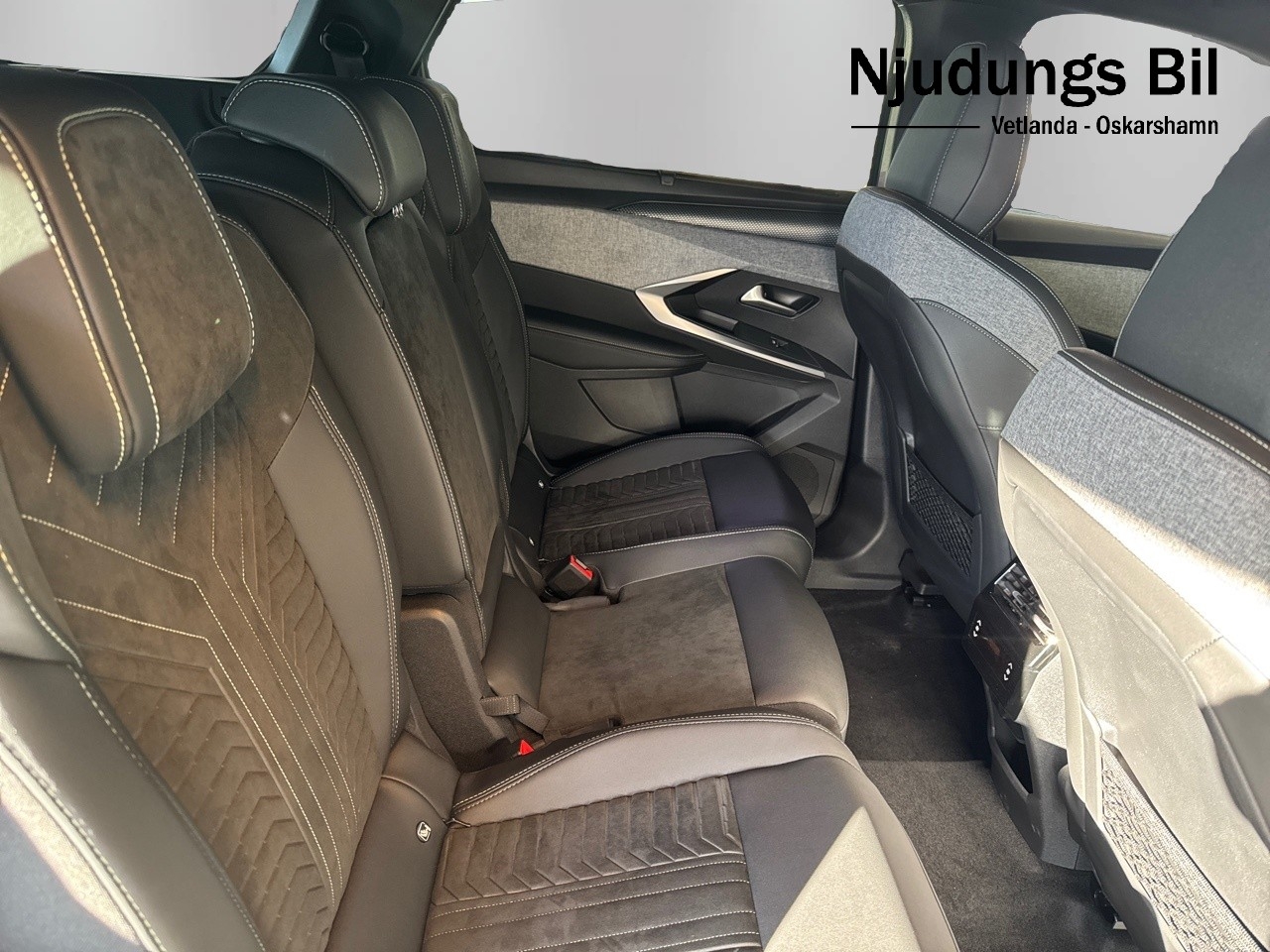 Peugeot 5008 HYBRID GT 7-sits 2024, bild 3/33