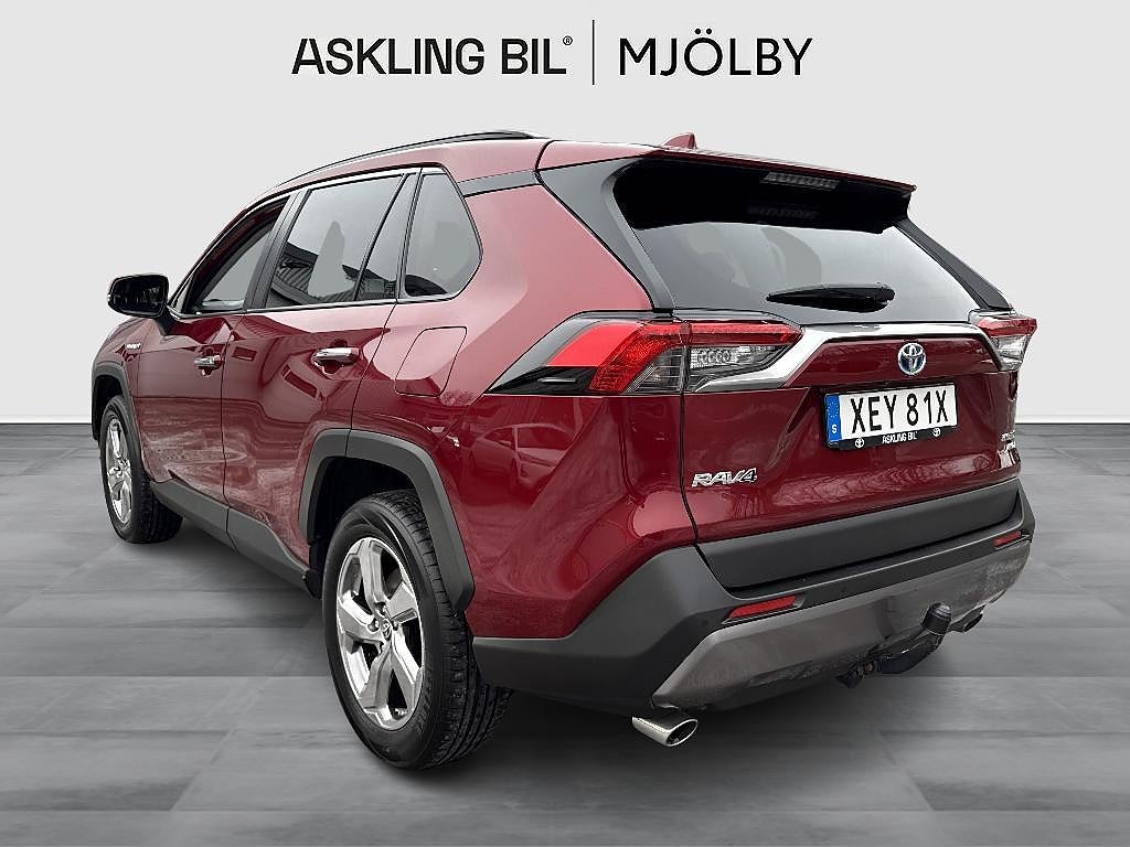 Toyota RAV4 2021 - miniatyr 3