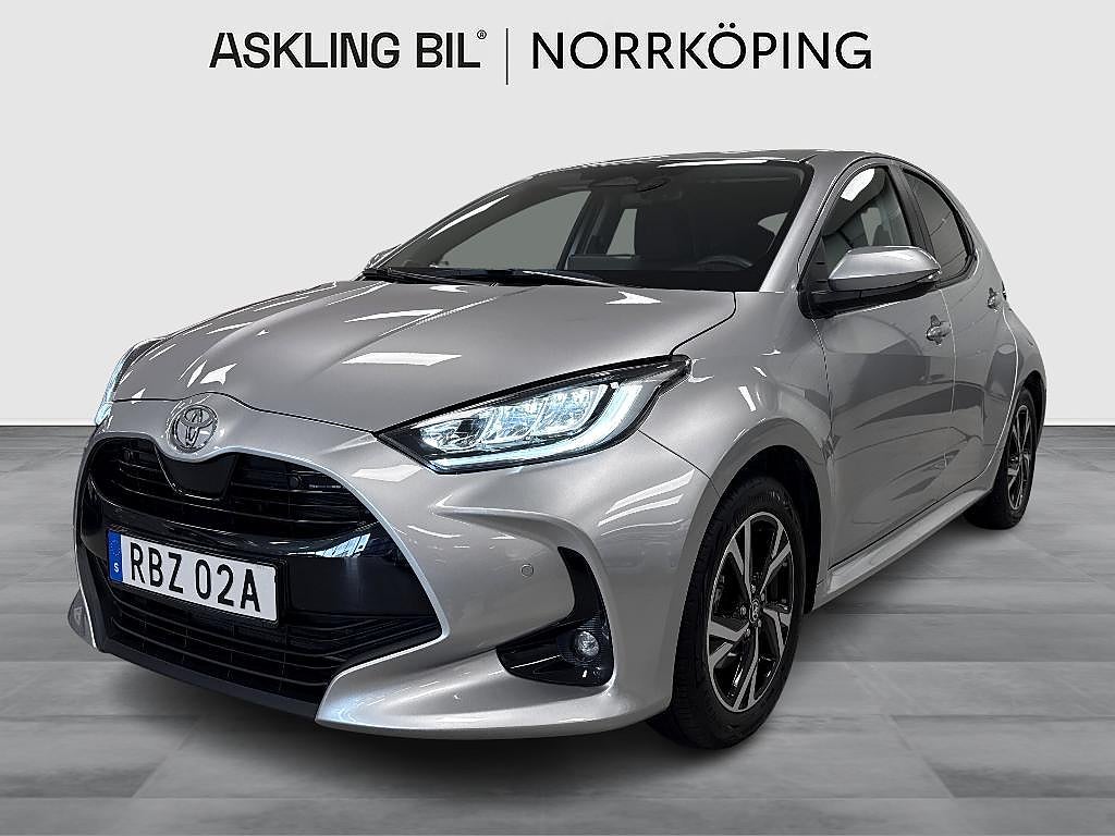 Toyota Yaris Hybrid CVT Active Plus Säkerhetspaket Rattvärme 116hk
