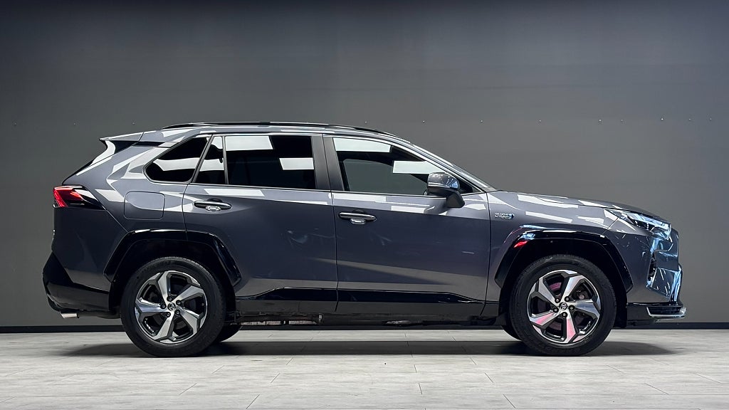 Toyota RAV4 2023 - miniatyr 4