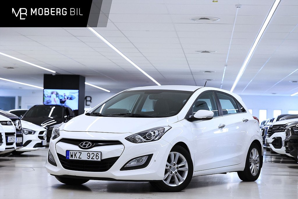 Hyundai i30 1.6 CRDi 110hk Premium B-kamera Keyless Navi