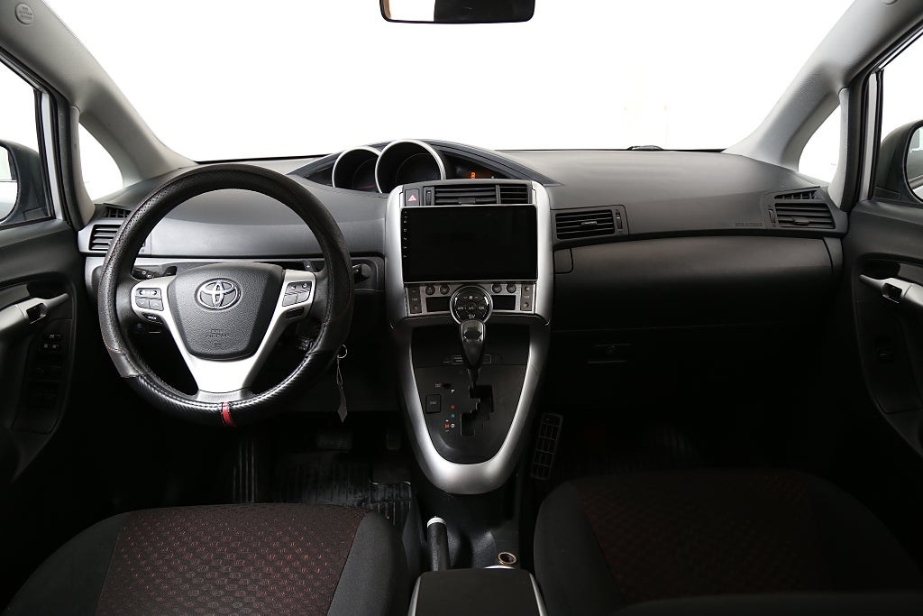 Toyota Verso 1,8 147hk Business Aut Panorama Motorv 7-Sits 2010