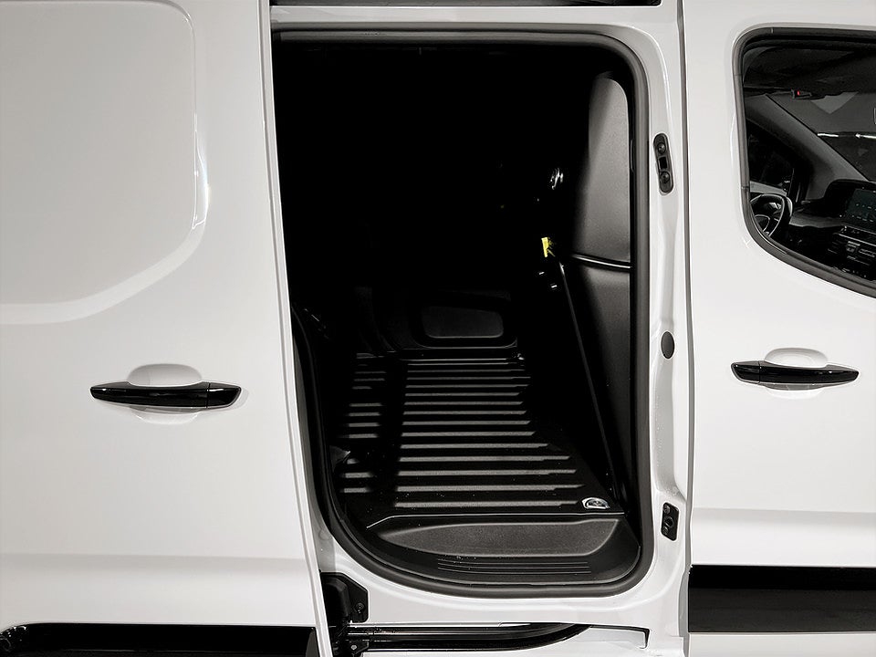 Bild på Peugeot Partner Plus 130hk Aut L2 - EDITION! SERVICE & VINTERHJUL INGÅR