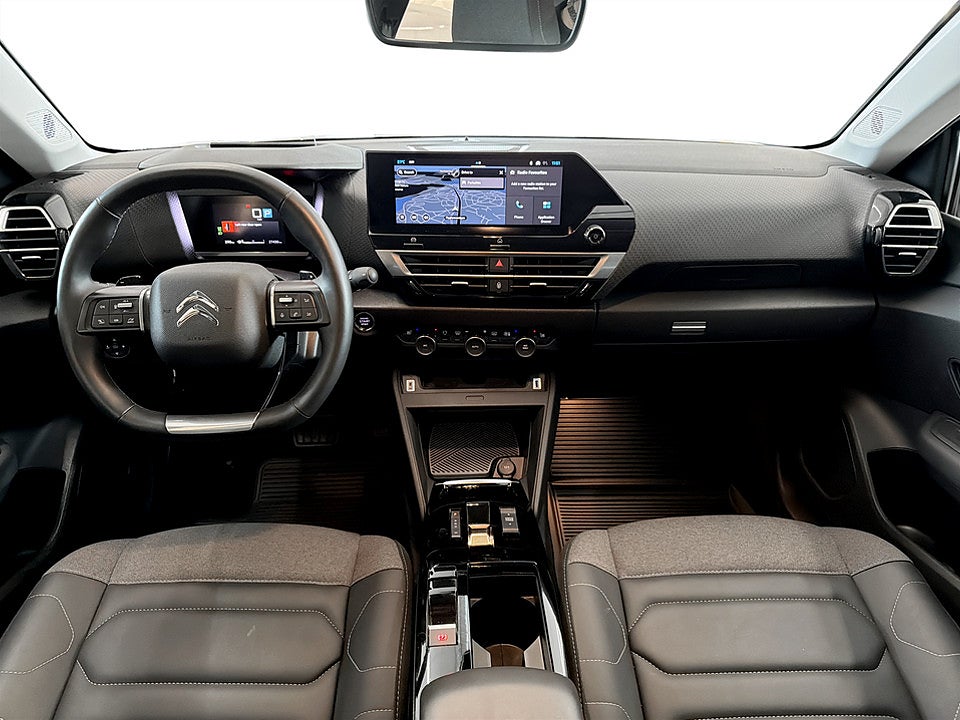 Bild på Citroën C4-X Shine 1.2 PT 130hk Aut B-KAMERA CARPLAY