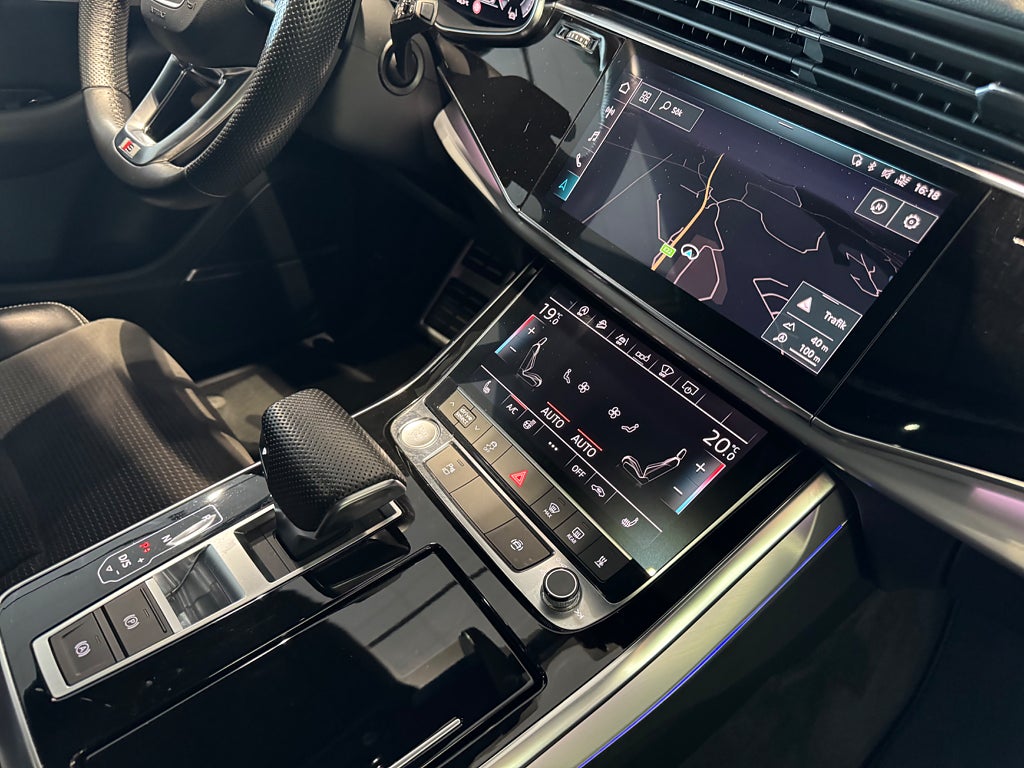 Audi Q8 50 TDI quattro S Line Panorama B&O HUD Värmare Drag - bild 6