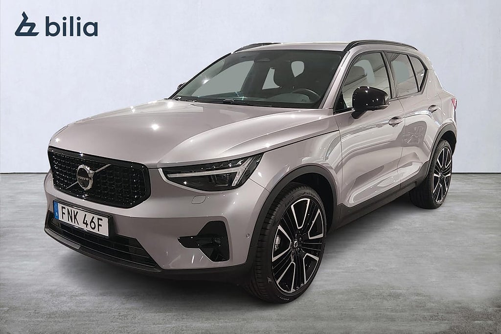 Volvo XC40 B4 FWD Bensin Ultra Dark