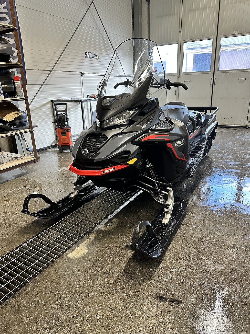 Lynx Commander STD 600R E-TEC Momsad