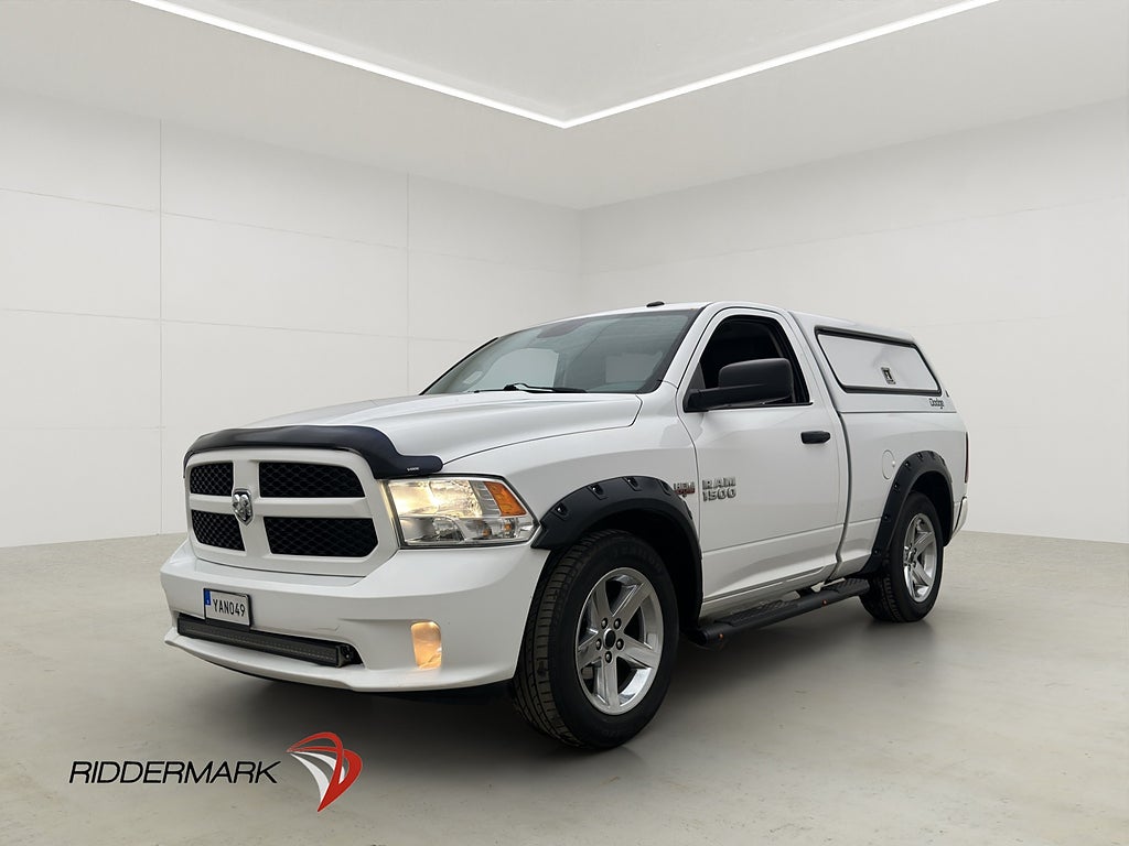 Dodge RAM 5.7 V8 HEMI 3-Sits Dragkrok B-Kamera Kåpa Moms