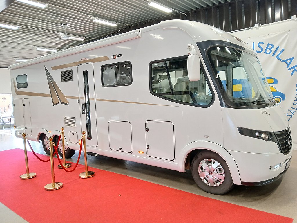 Frankia F-Line Luxury 840 AUT Alde Dieselvärmare KAMPANJ