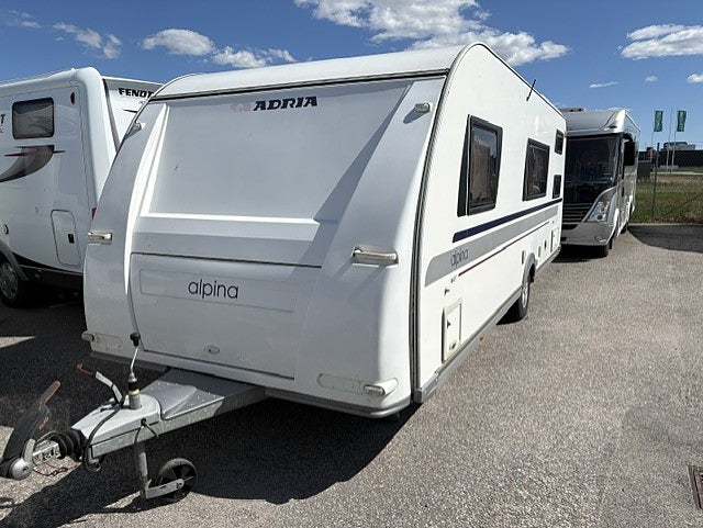 Adria ALPINA 663 PT (3*barnsäng)
