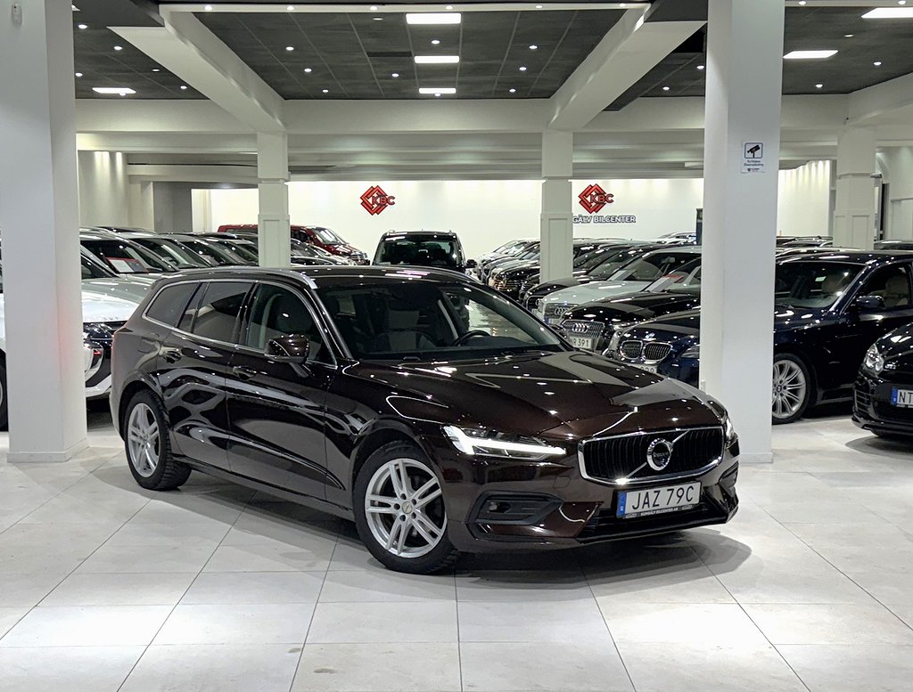 Volvo V60 D4/Advanced Edition/Momentum/360kam/VOC/AutoPilot/