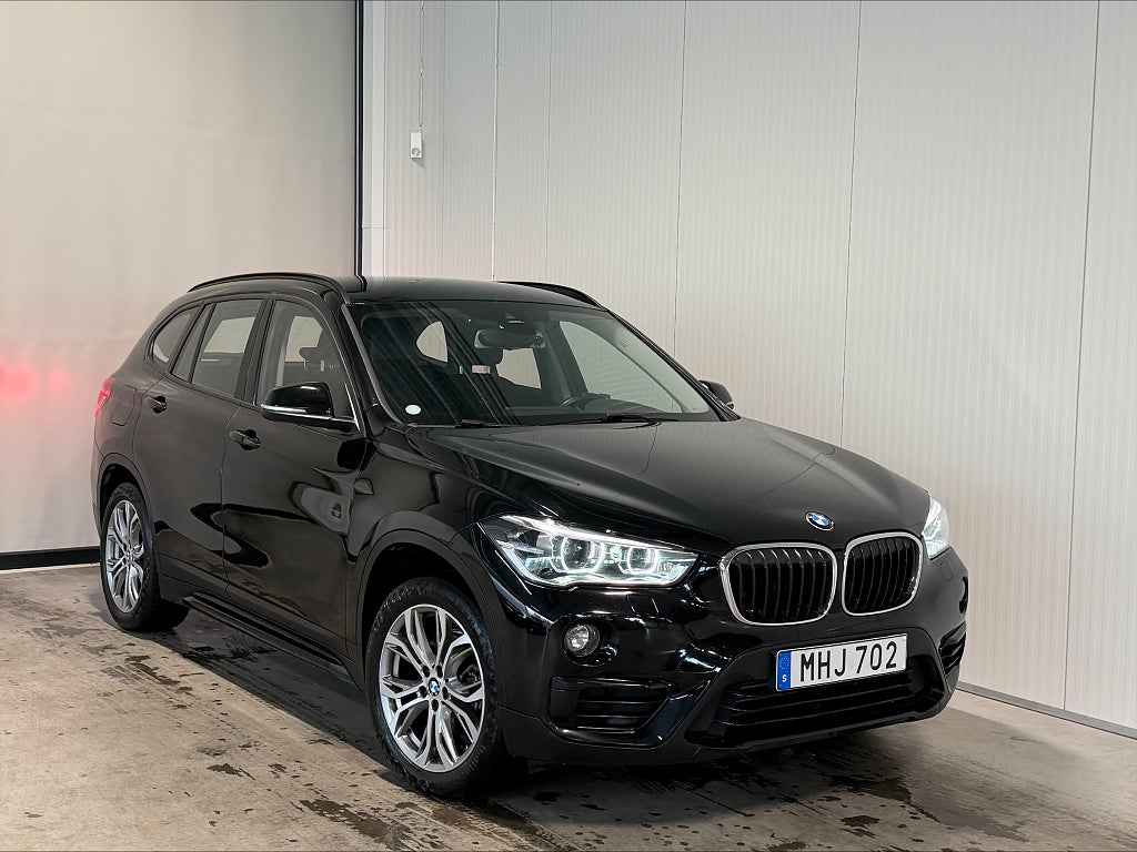 BMW X1 18d Sport line B-Kamera Automat F48 Nyservad