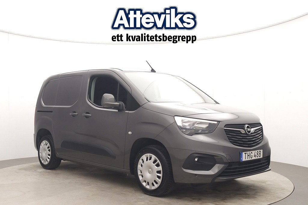 Opel Combo EAT 130hk Aut Drag/P-värmare/Carplay