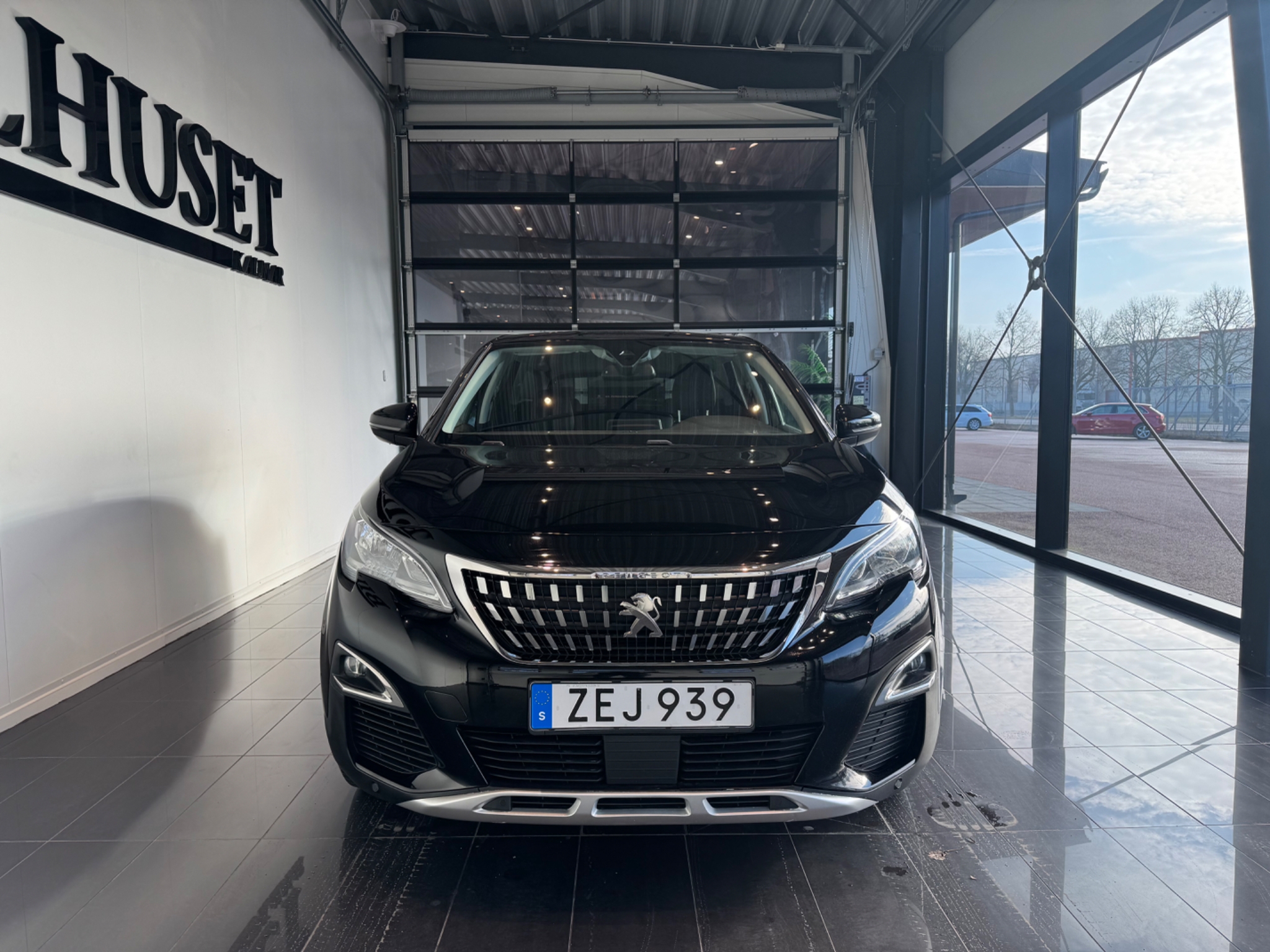 Peugeot 3008 2018, bild 2/43