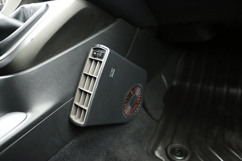 Honda Civic 1.8 i-VTEC 142hk Sport 5D Motorv Dragkrok 2013
