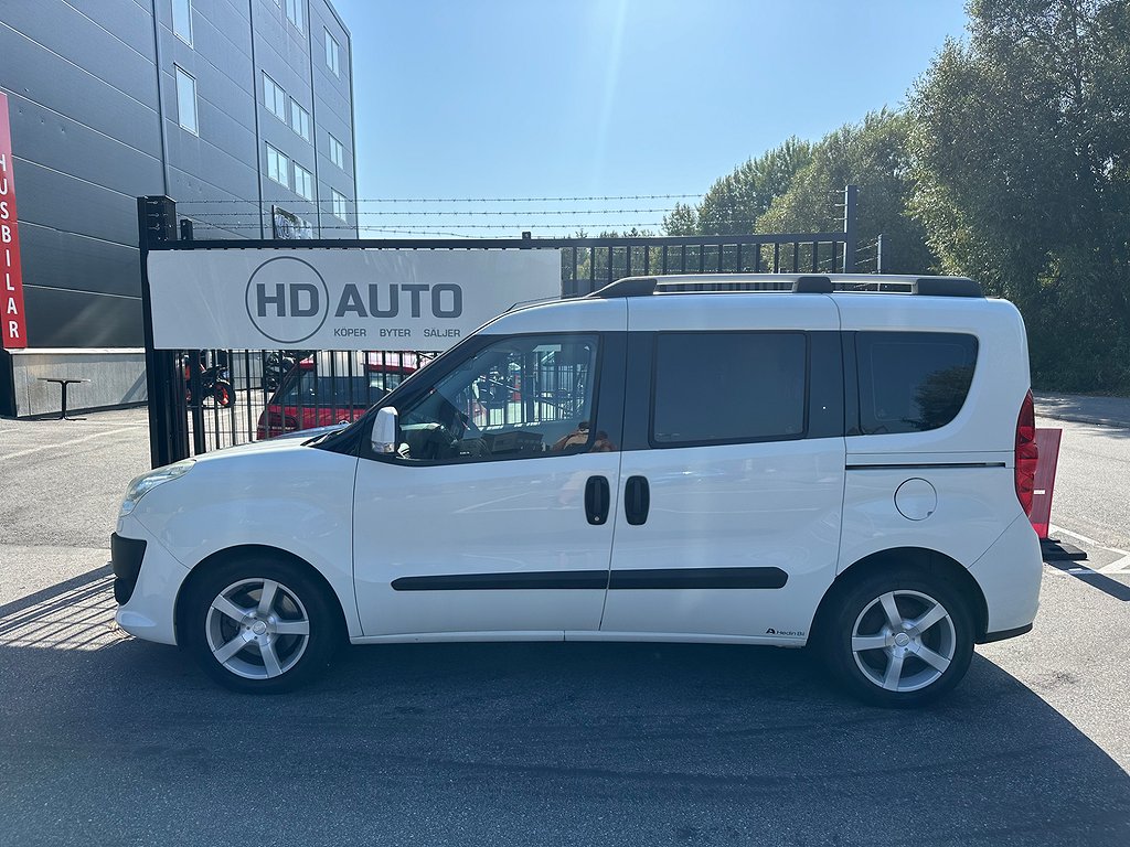 Fiat Doblò Kombi 1.4 T-JET Natural Power Emotion Svensksåld