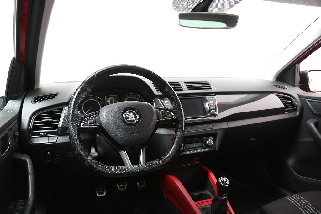 Skoda Fabia 1,2 TSI 90hk Monte Carlo Edition Panorama P-Sensorer 2016