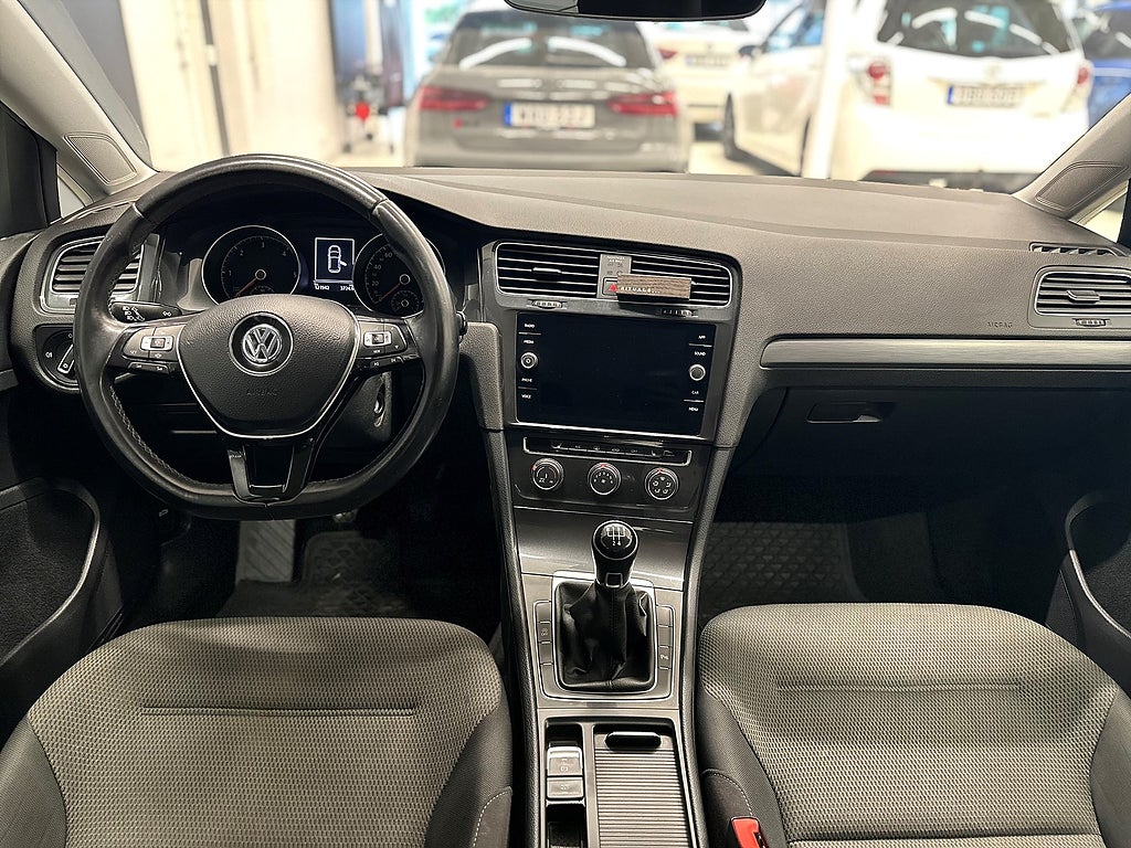 Volkswagen Golf 5-dörrar 1.6 TDI 155HK/PDC/AppleCarplay