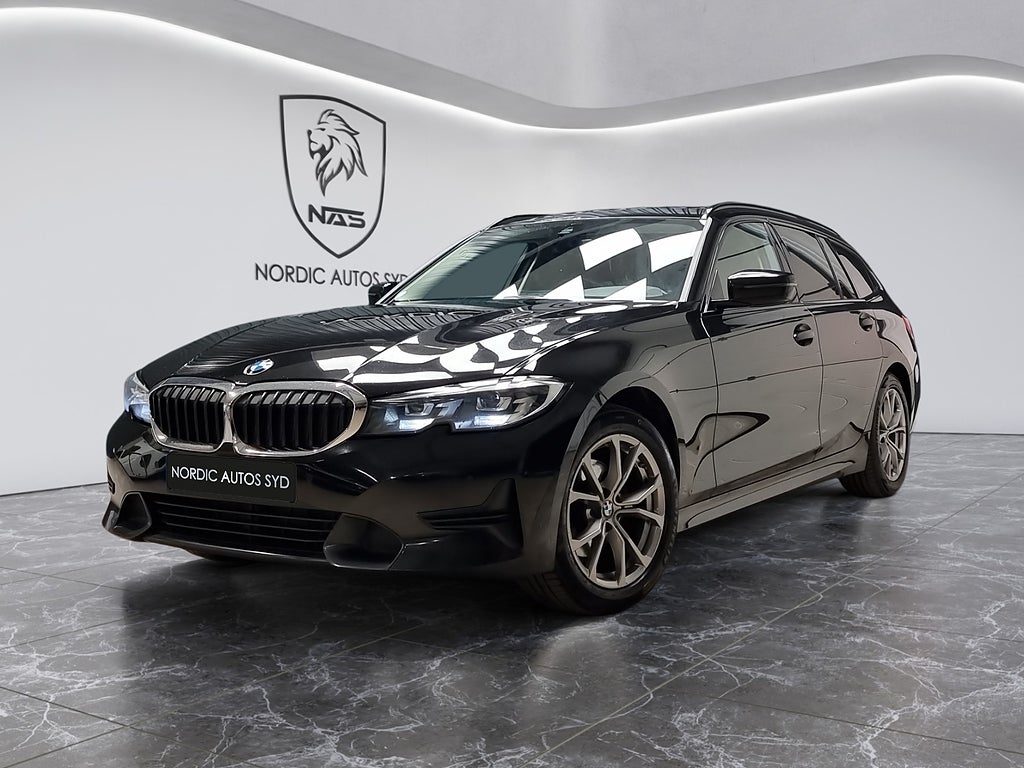 BMW 320D Touring / Sport line / Navi / Drag / Keyless