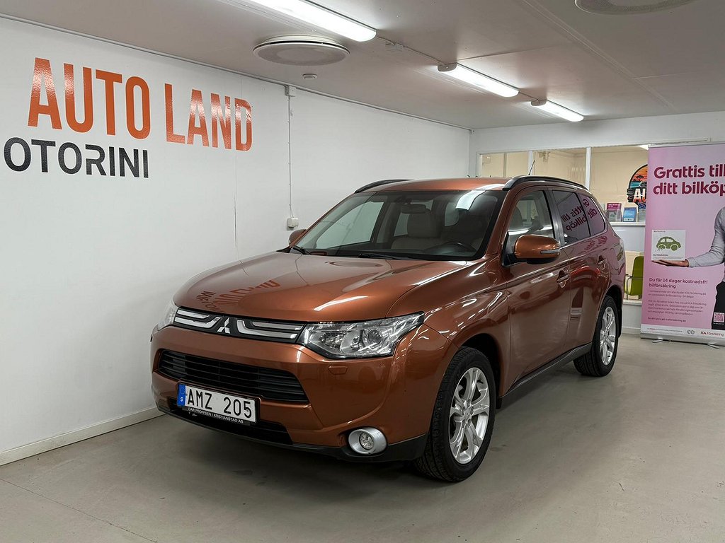 Mitsubishi Outlander 2.2 Di-D 4WD Business 150hk 7 SITS/NAVI