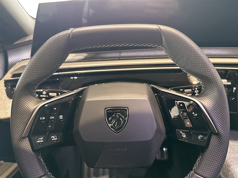 Bild på Peugeot 5008 GT Hybrid 145hk Aut 7-SITS B-KAMERA CARPLAY