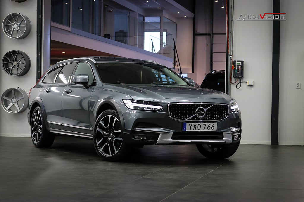 Volvo V90 Cross Country D4 AWD 190hk PLUS | PANO HUD KAMERA 20"