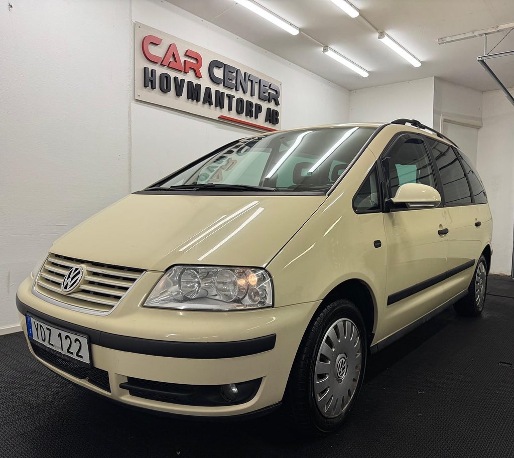 Volkswagen Sharan 7-seater 2.0 LPG Base Euro 4