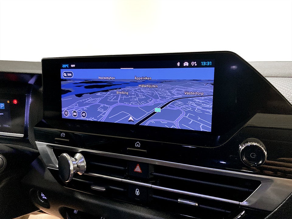 Bild på Citroën C4 X Shine 1.2 PT 130hk Aut - B-KAMERA, CARPLAY