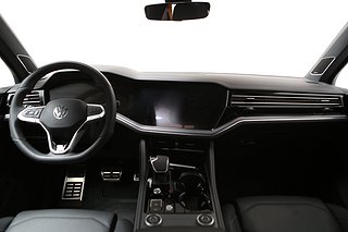 SUV Volkswagen Touareg 18 av 30