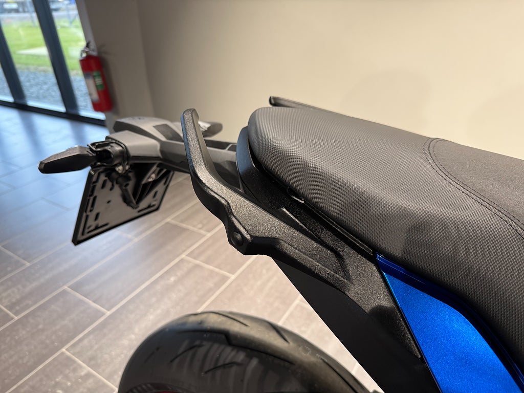 BMW F900R/Ord pris: 138.395kr/Nu: 127.900kr/100mil/Sport