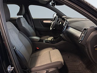 Volvo XC40 Recharge T4 DCT Core Bright Drag Kamera Cockpit S&Vhjul