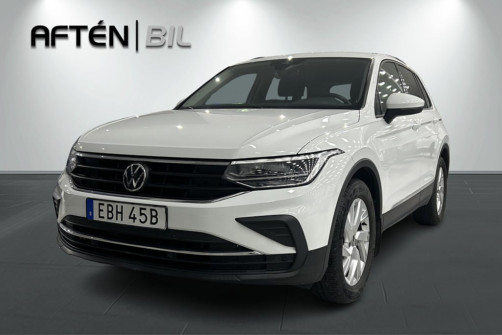 Volkswagen Tiguan 1.5 TSI Dragpaket Backamera Parkeringsvärmare