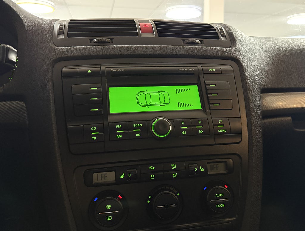 Skoda Octavia Kombi 2.0 FSI 150HK AUTOMAT DRAGKROK NYSERVAD NYBES