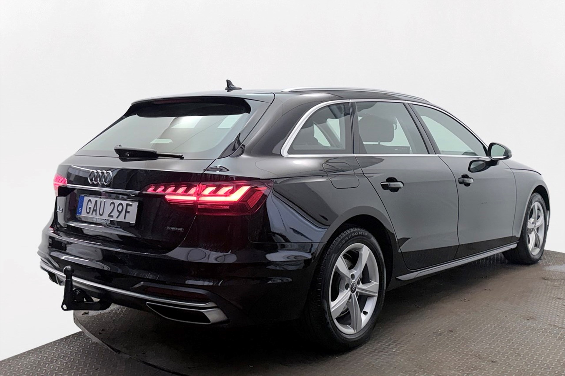 Audi A4 2023, bild 6/10