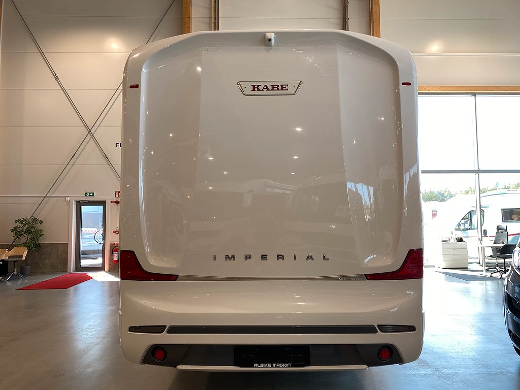 Kabe Imperial TravelMaster 810 LT / Cinderella / Badrum Bak - Kabe