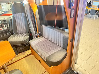 Husbil-halvintegrerad Hobby D 690 GELC 13 av 29