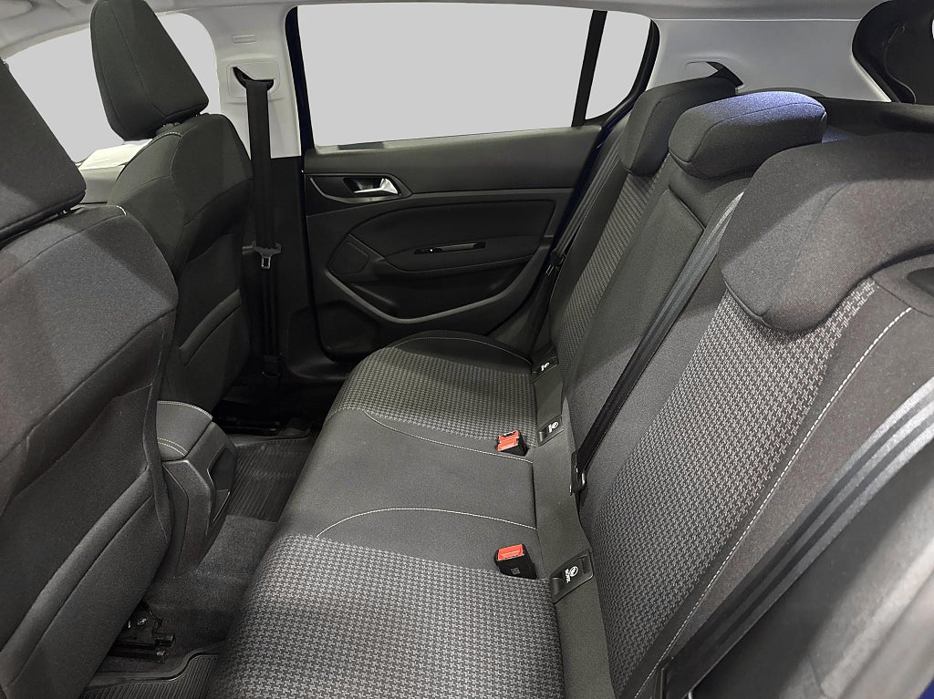Peugeot 308 1.2 PureTech 130HK Drag – bild 9