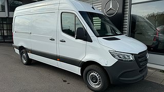 Transportbil - Skåp Mercedes-Benz Sprinter 8 av 22