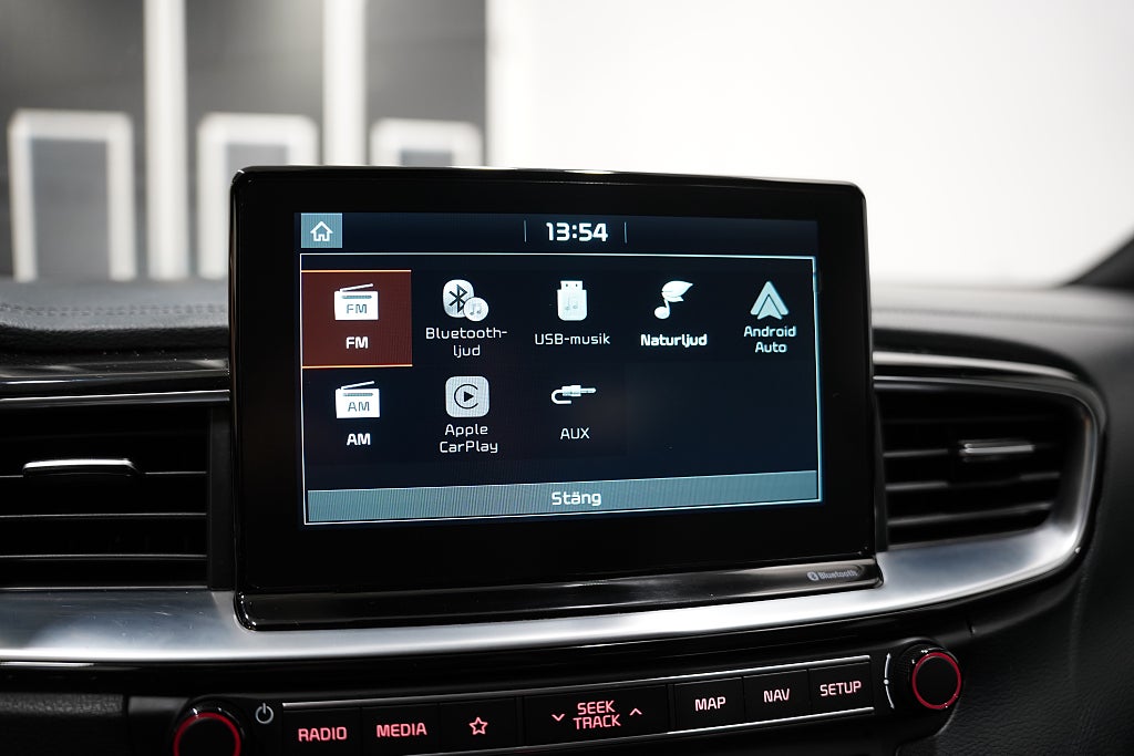 Kia ProCee'd 1.4 T-GDI 140hk GT-Line B-kamera M-värmare Carplay Navi