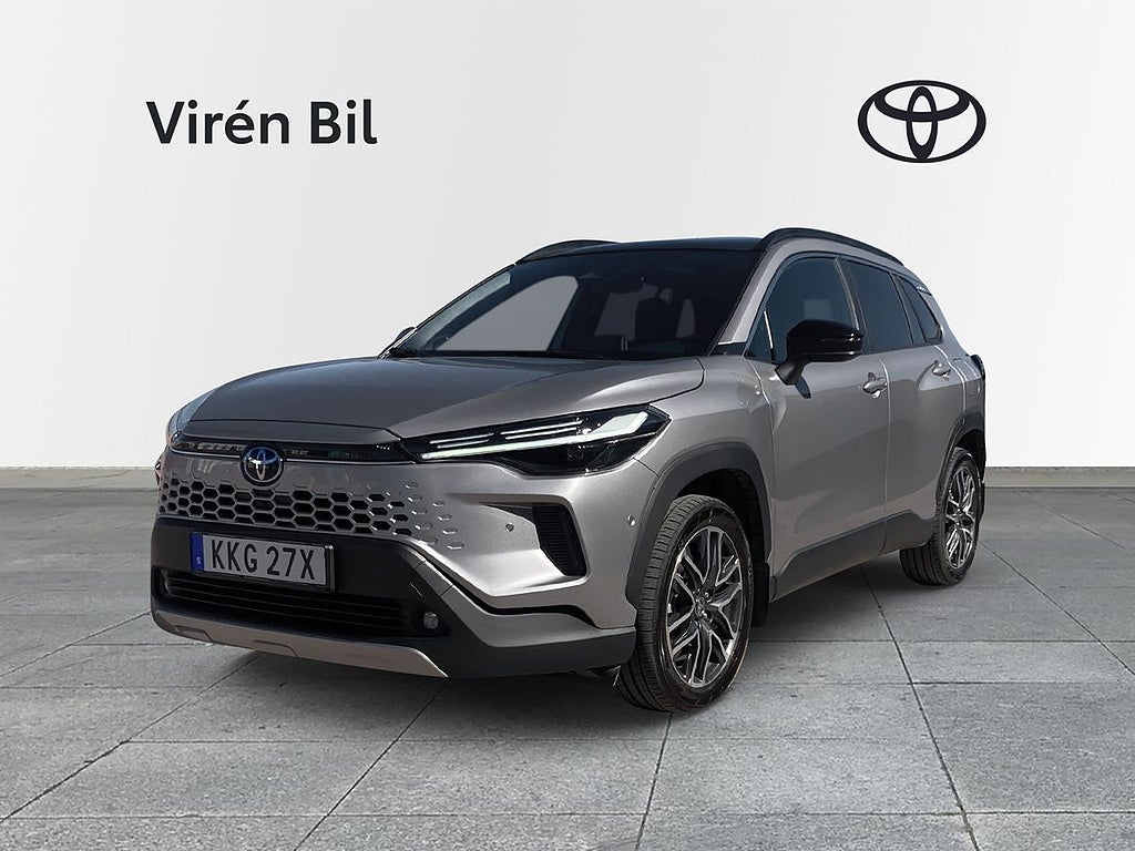Toyota Corolla Cross Hybrid AWD-i Executive Panorama Skinn (V-Hjul)